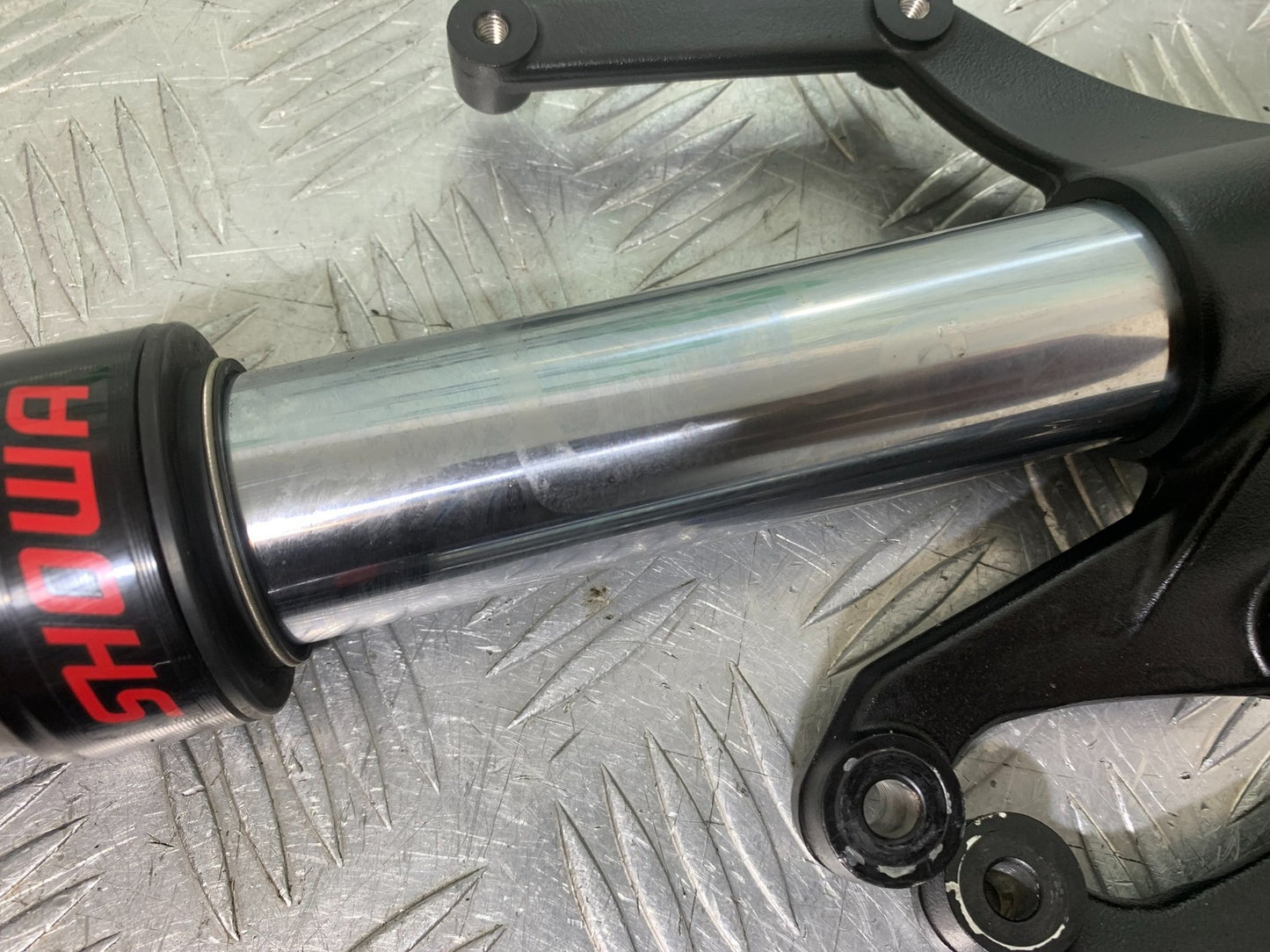 TRIUMPH TRIDENT 660 FORKS YEAR 2021-2024 (CMB1295)