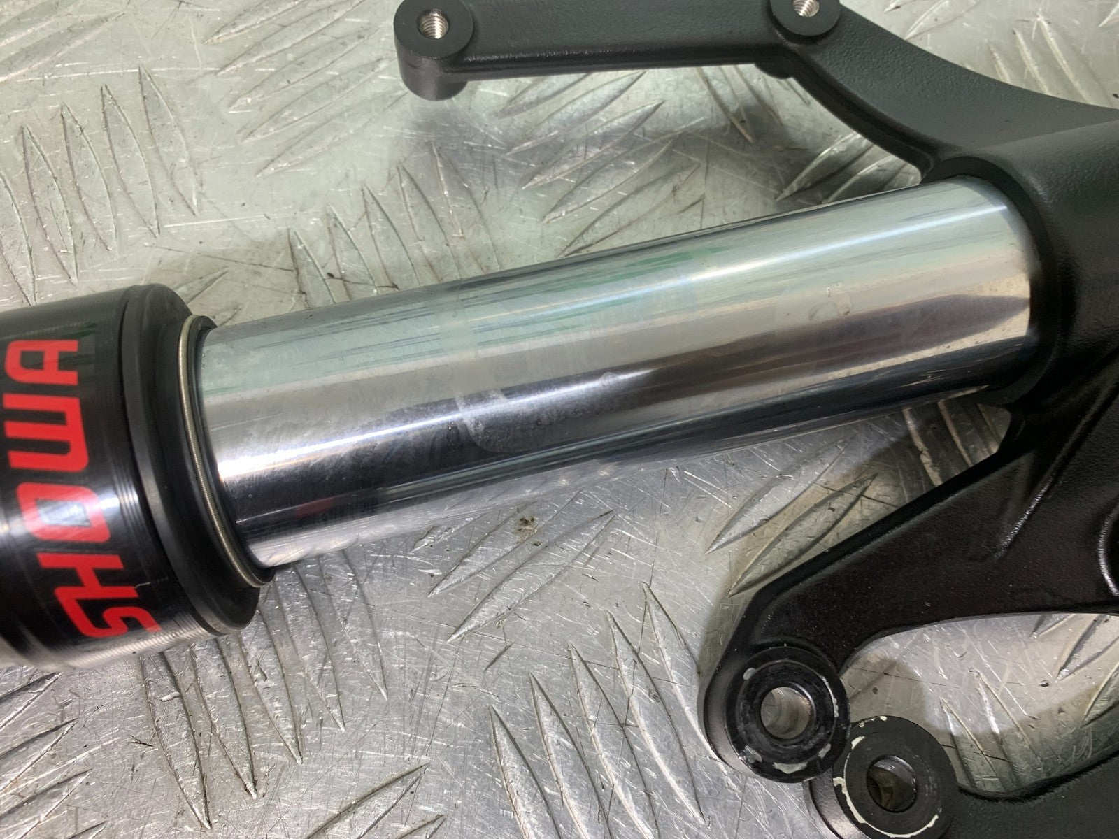 TRIUMPH TRIDENT 660 FORKS YEAR 2021-2024 (CMB1295)
