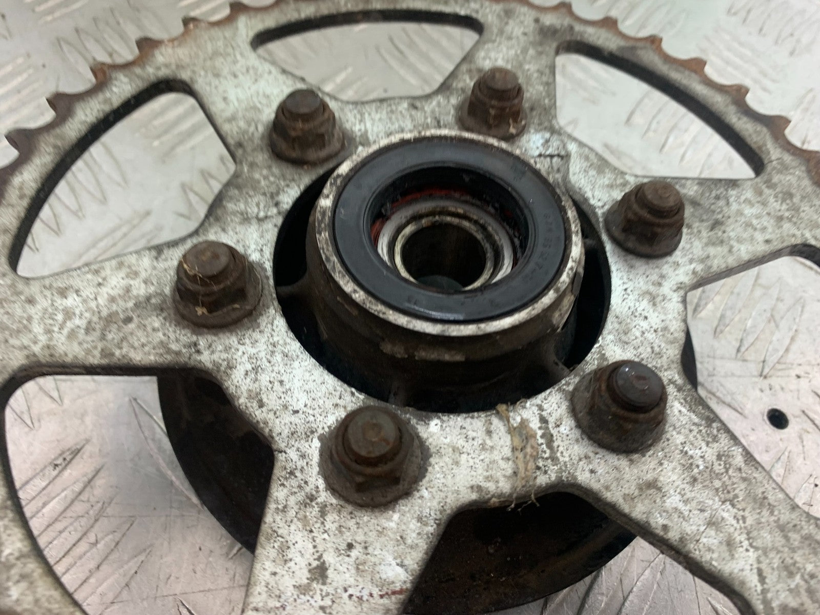 KAWASAKI ER6 F ER6F SPROCKET CARRIER   YEAR 2005-2008 (CMB1277)