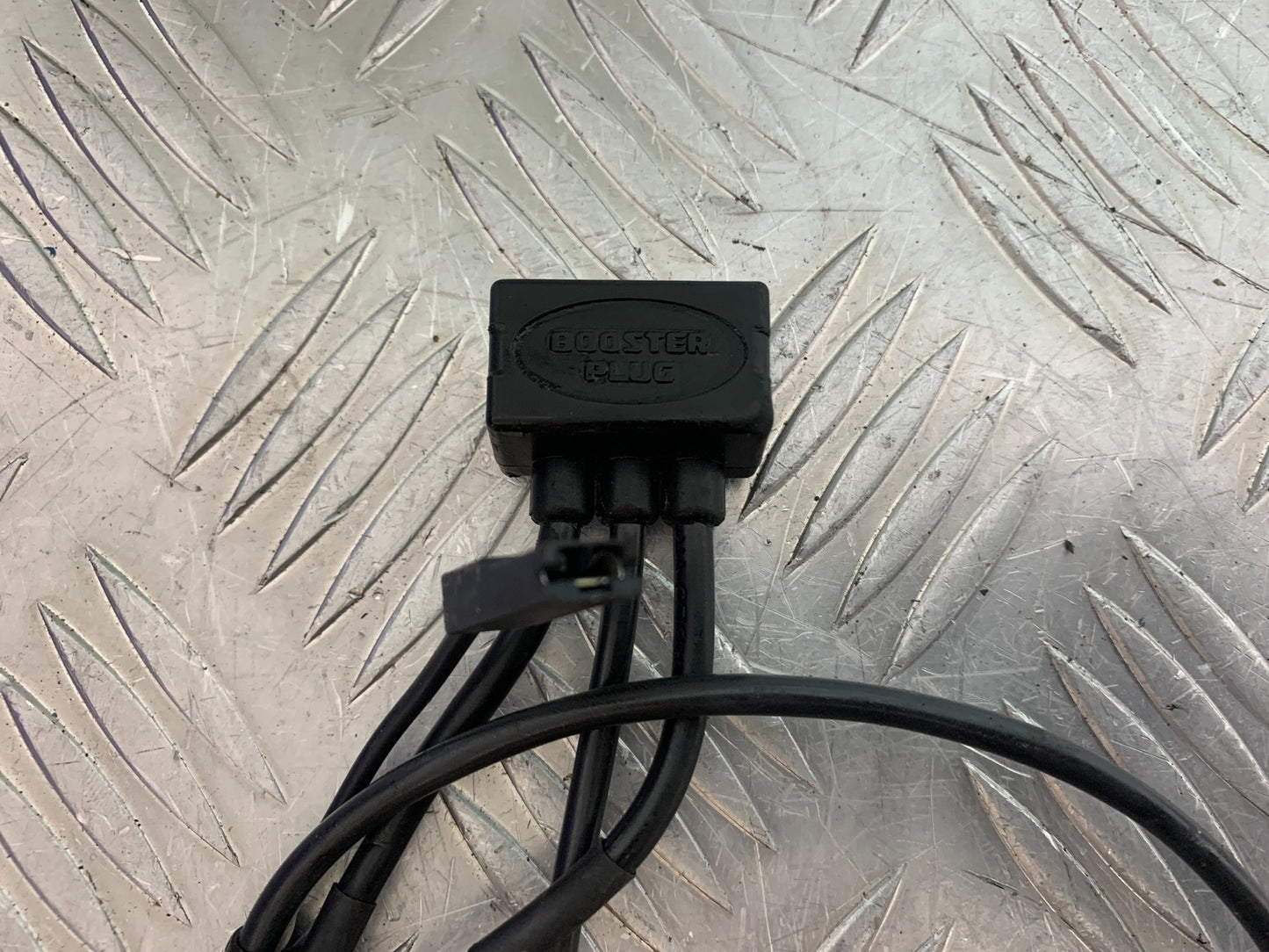 KTM 790 DUKE BOOSTER PLUG  YEAR 2018-2021  (CMB11150)