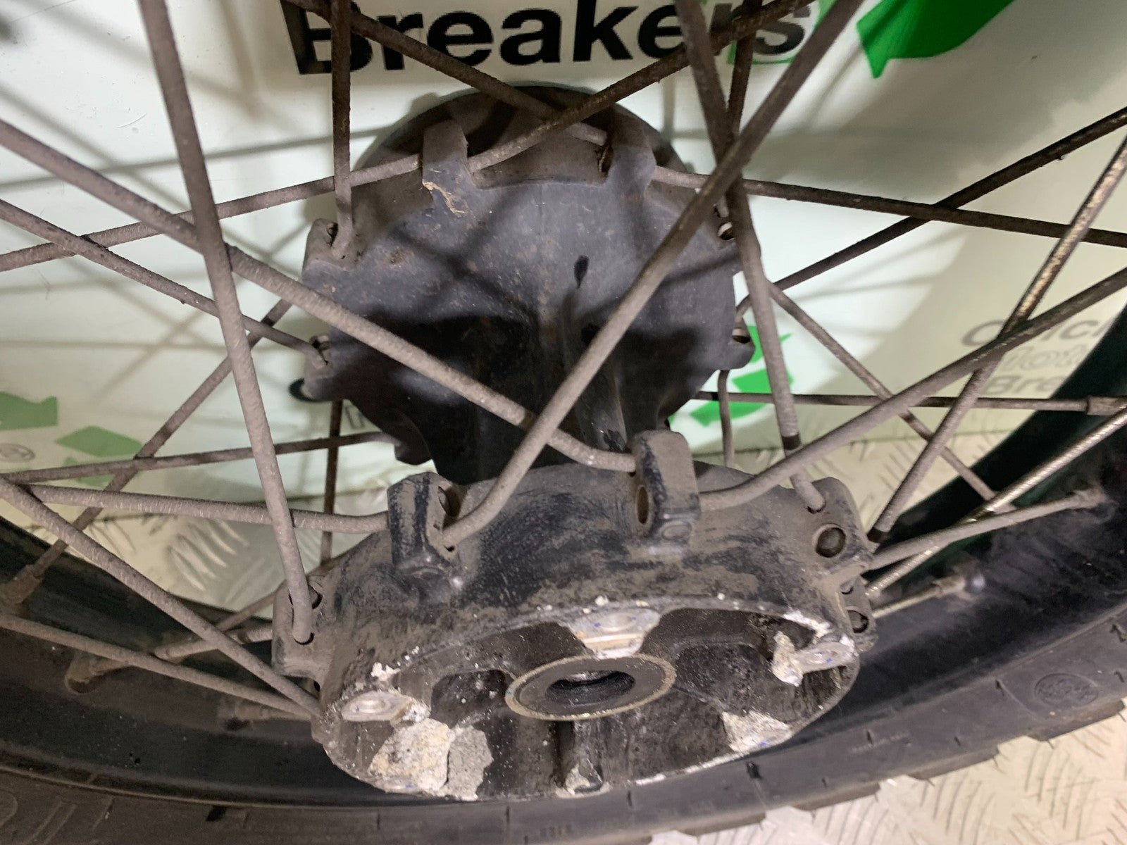 ROYAL ENFIELD HIMALAYAN 411 REAR WHEEL YEAR 2018-2023 (CMB1279)