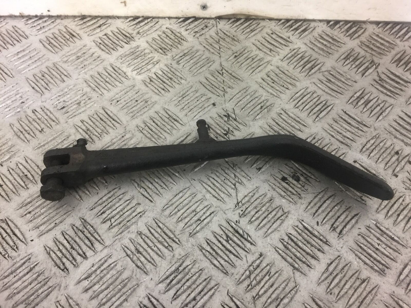 KAWASAKI VN900 VN 900 CUSTOM SIDE STAND YEAR 2010 (STOCK 387)