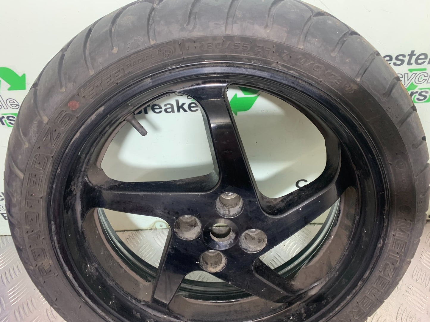 HONDA VFR800 PRE V-TEC REAR WHEEL  YEAR 1998-2001 (CMB1233)