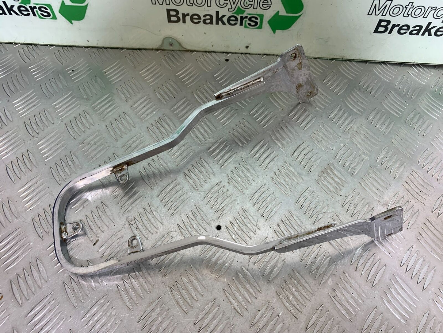 HONDA VT1100 C SHADOW SPIRIT SISSY BAR  2002-2003 (CMB1035)