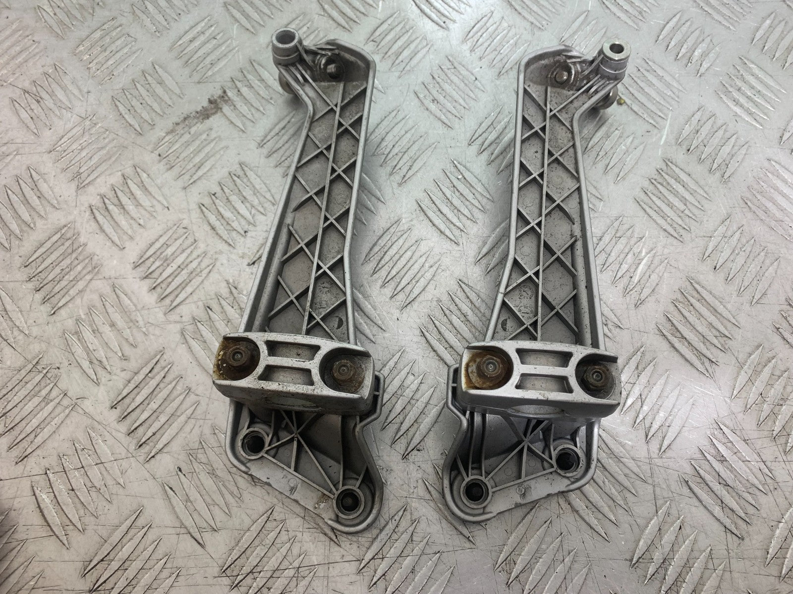 BMW R1200 GS R 1200 GS PANNIER BRACKETS  YEAR 2004-2007