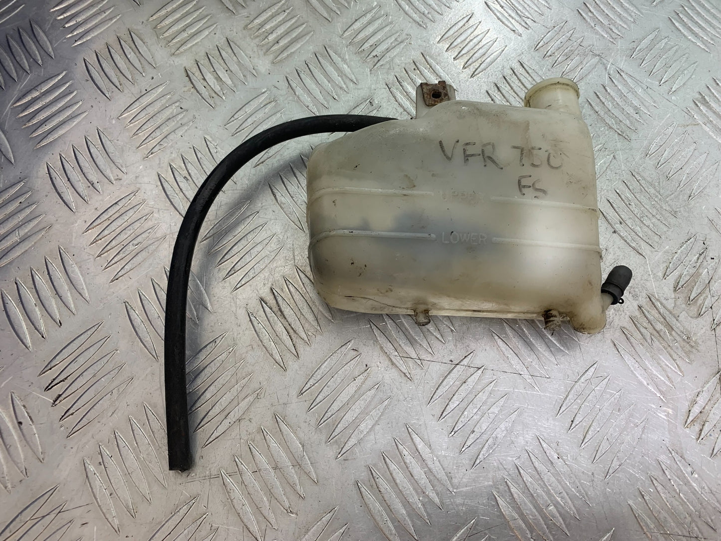 HONDA VFR750 VFR 750 F COOLANT BOTTLE   YEAR 1994-1997 (CMB1156)