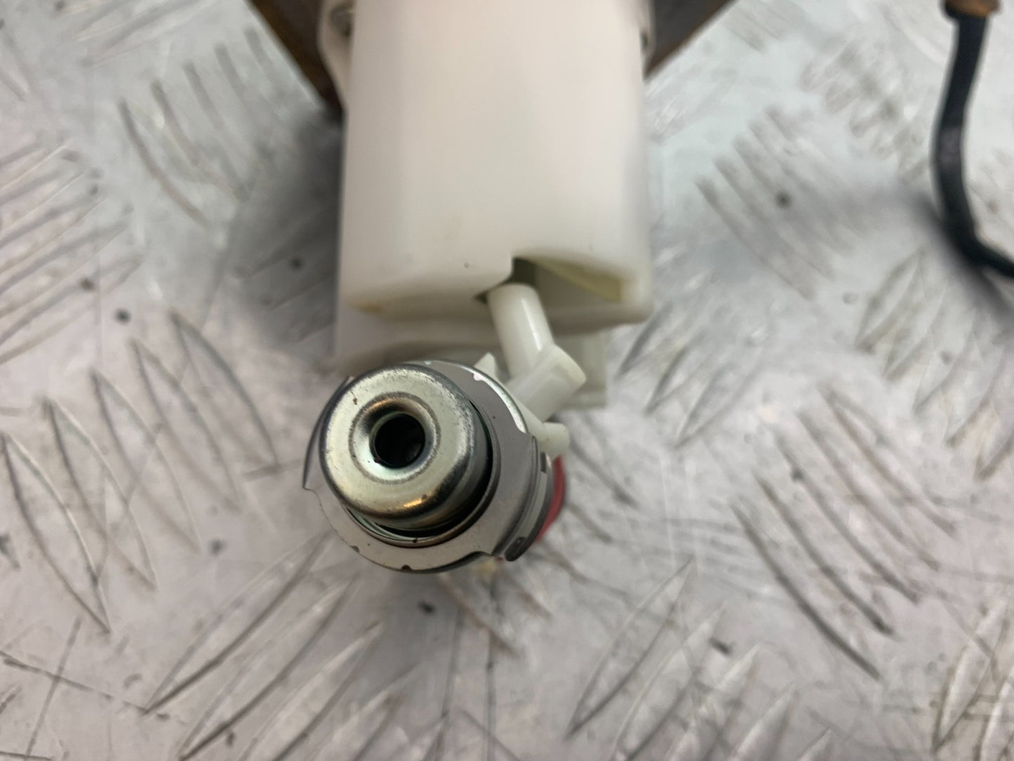 KAWASAKI KXF450 KXF 450 PETROL PUMP  YEAR 2013 CMB1217)