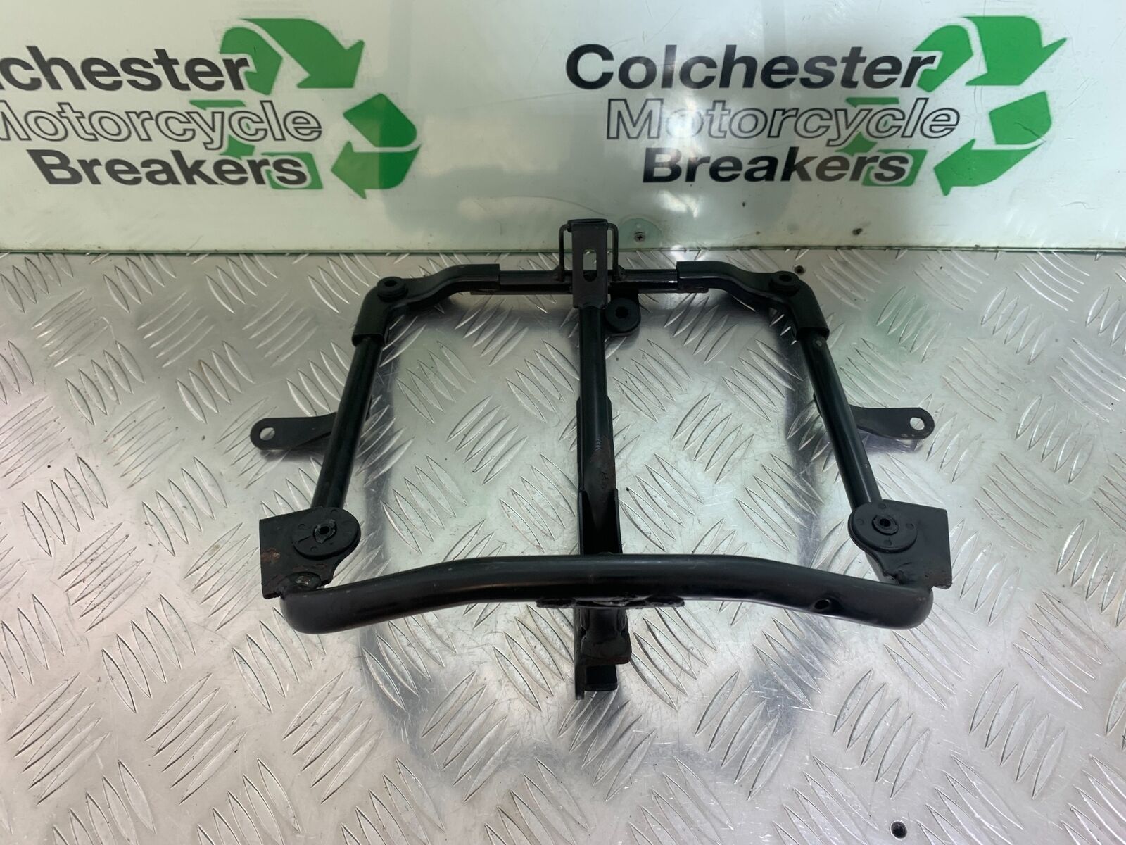 SUZUKI DL 650 V-STROM FAIRING BRACKET YEAR 2016 (STOCK 996)
