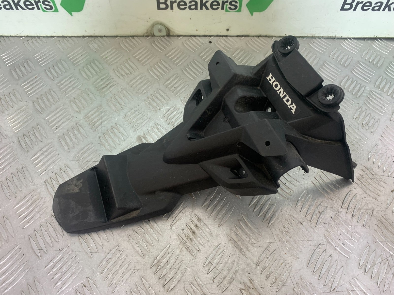 HONDA CBF125 CBF 125 REAR MUDGUARD   YEAR 2009-14  (CMB1172)