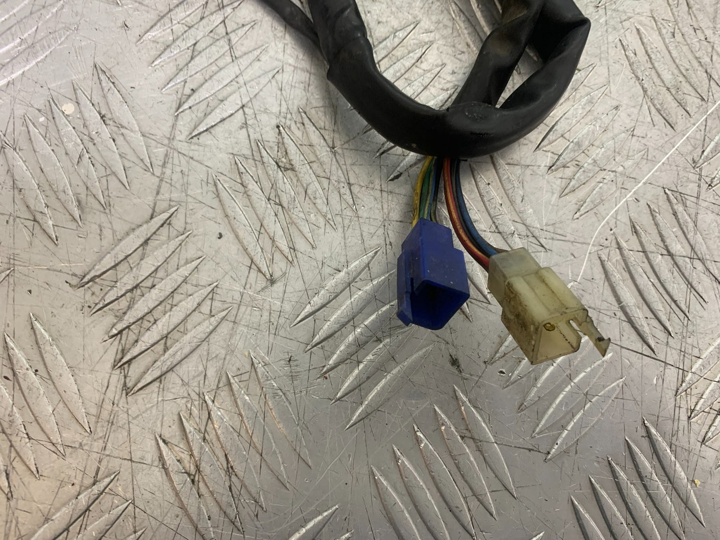 YAMAHA XJ900 XJ 900 DIVERSION LEFT SWITCH GEAR   YEAR 1994-2002(CMB1292)