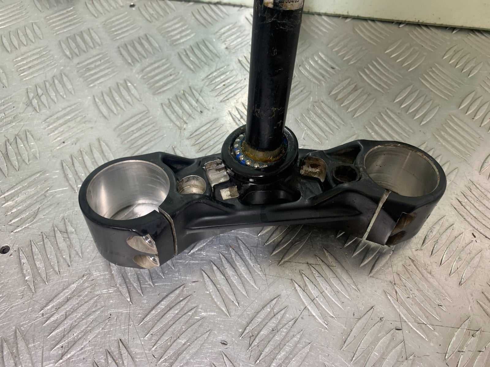 KTM DUKE 125 BOTTOM YOKE  YEAR 2017-2022 (CMB1222)