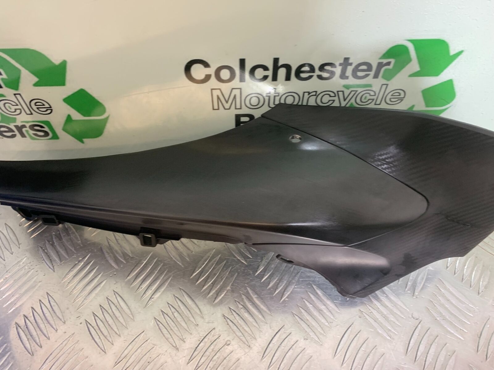 HONDA CBR650 F CBR 650F LEFT TOP SIDE FAIRING YEAR 2014-2017  (STOCK 998)
