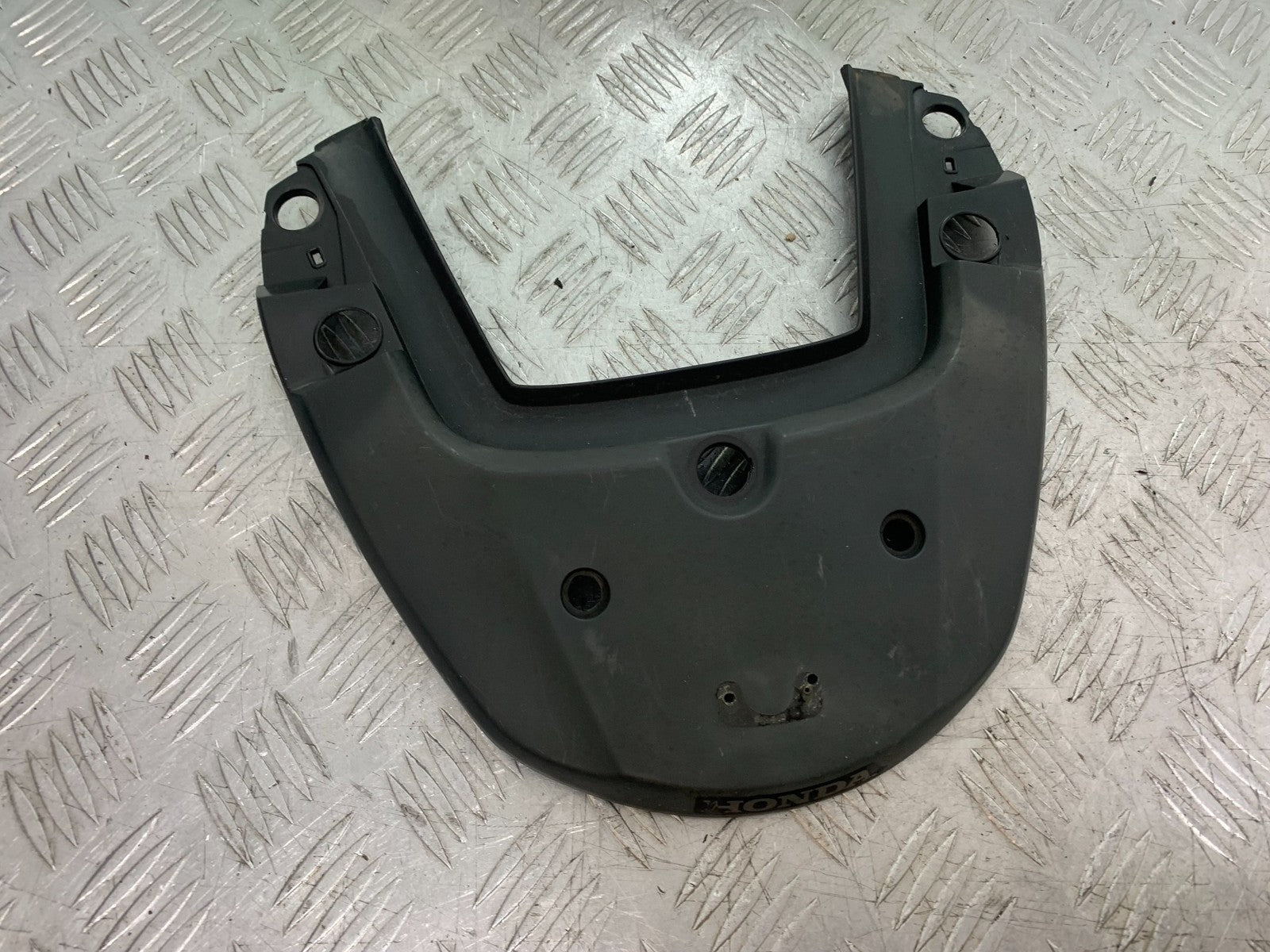 HONDA CBF600 CBF 600 TAIL PIECE    YEAR 2004-07  (CMB1305)