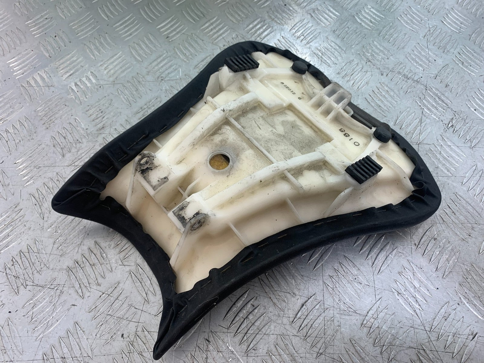 KAWASAKI ZX10R ZX10 R FRONT SEAT  2008-2010 (CMB1206)
