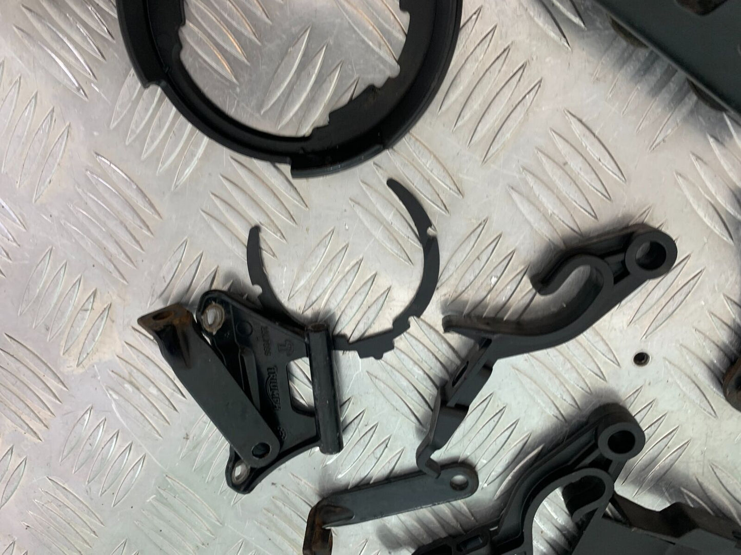 TRIUMPH TIGER 800 XC BRACKETS INFILLS   YEAR 2011-2014 (CMB1022)