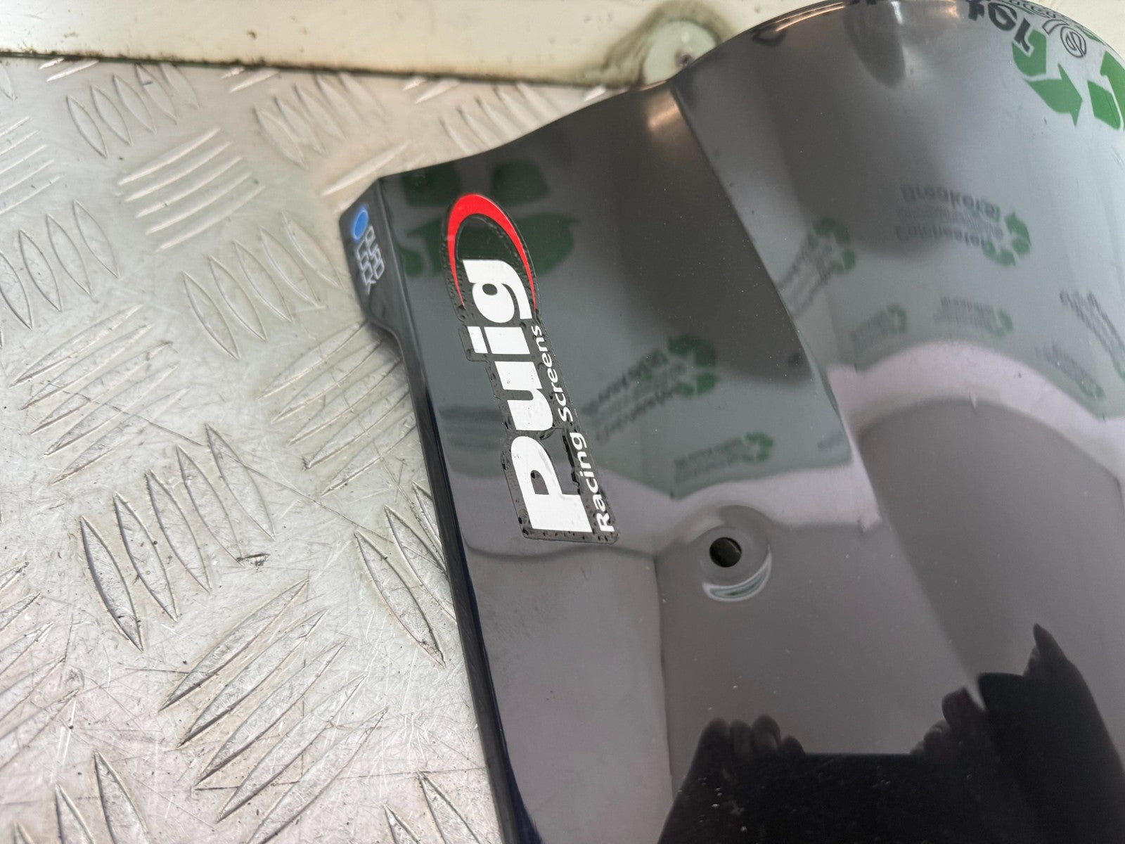 HONDA CBR650 F CBR 650F PUIG TINTED SCREEN YEAR 2014-2017  (STOCK 998)