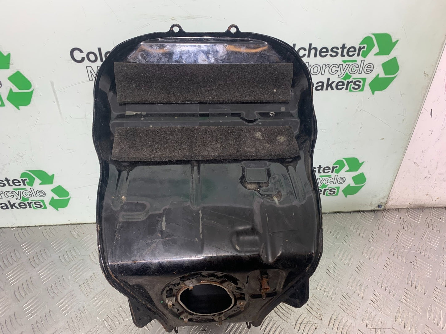 HONDA CBR1000 rr FIREBLADE PETROL TANK YEAR 2006 (CMB1220)