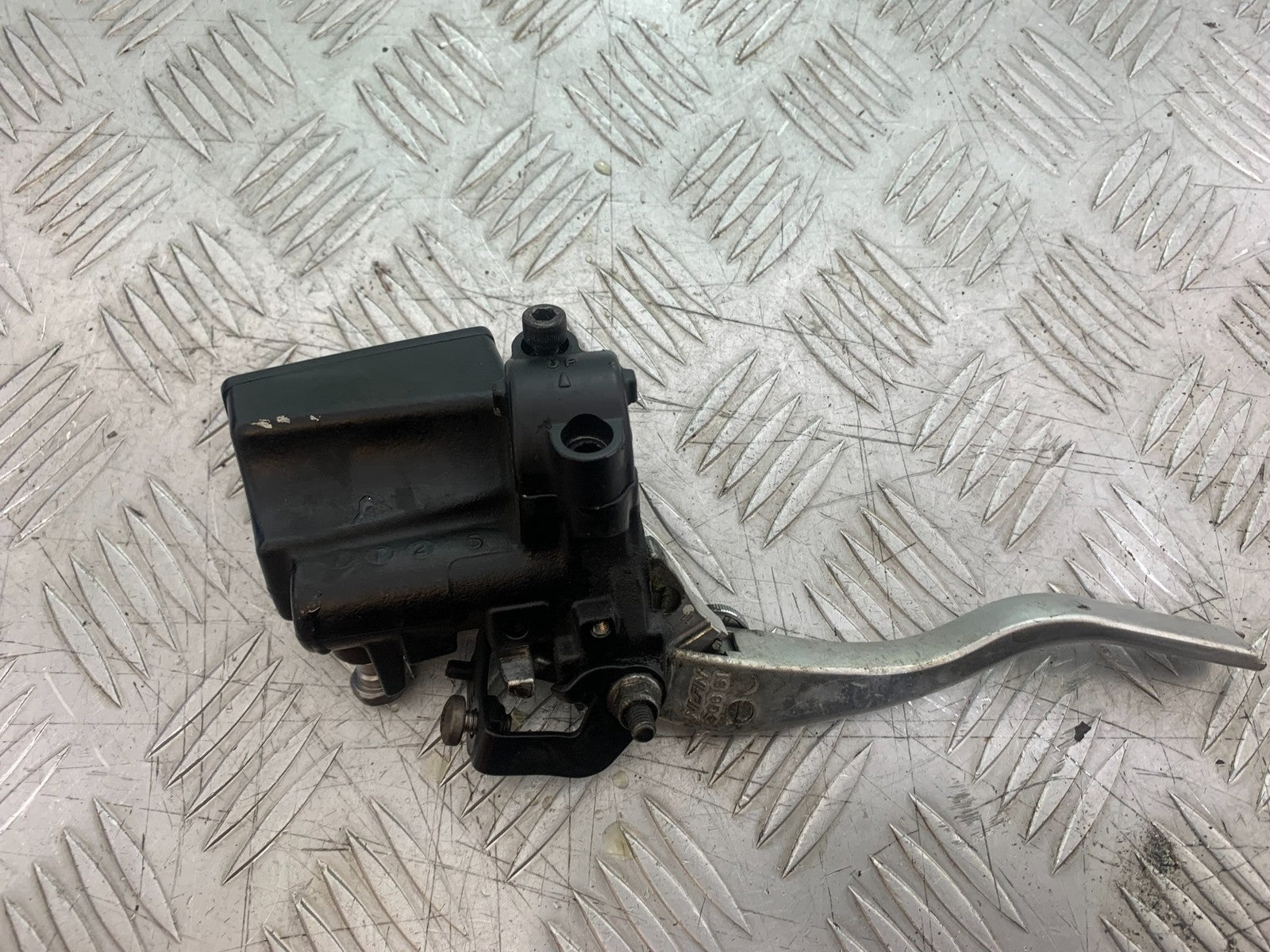 TRIUMPH TIGER 800 XRT FRONT  MASTER CYLINDER  2018-2020 (CMB1193)