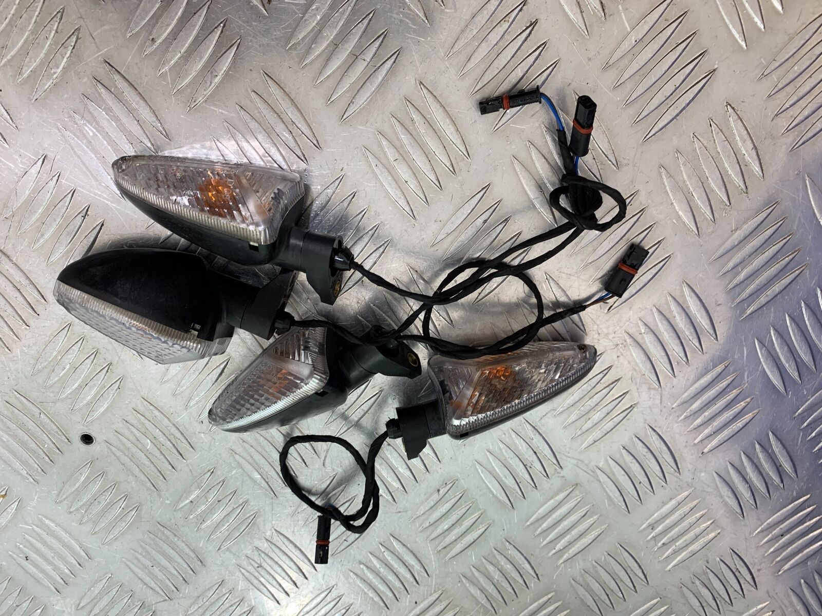 BMW F800 GT FRONT AND REAR INDICATORS  YEAR 2013-2017 (CMB1031)