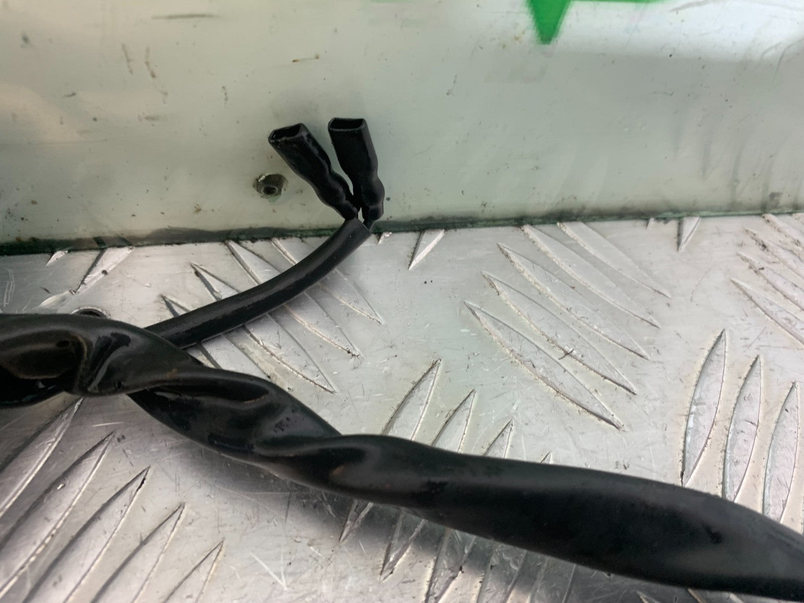 HONDA CBR1100 BLACKBIRD LEFT SWITCH GEAR  YEAR 1999-2005 (CMB1232)