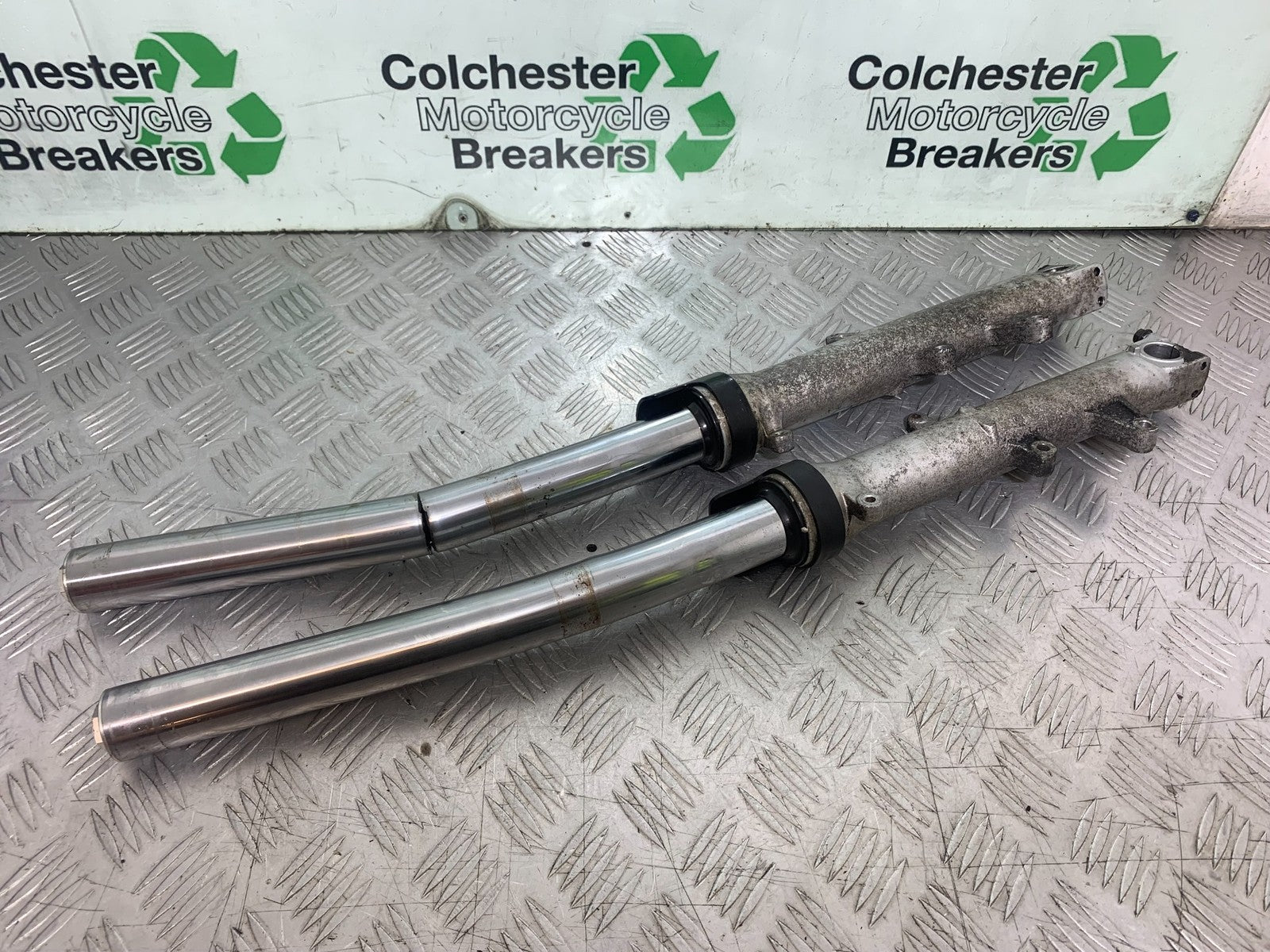 HONDA NT 700 V DEAUVILLE FORKS (BENT SOLD AS PARTS)   YEAR 2006-2011 (CMB1211)