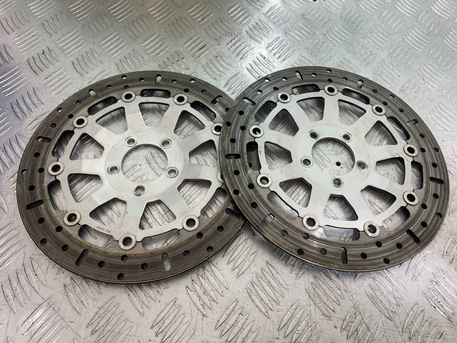 KAWASAKI ZZR1100 D FRONT BRAKE DISCS   YEAR 1993-2001 (CMB1289)