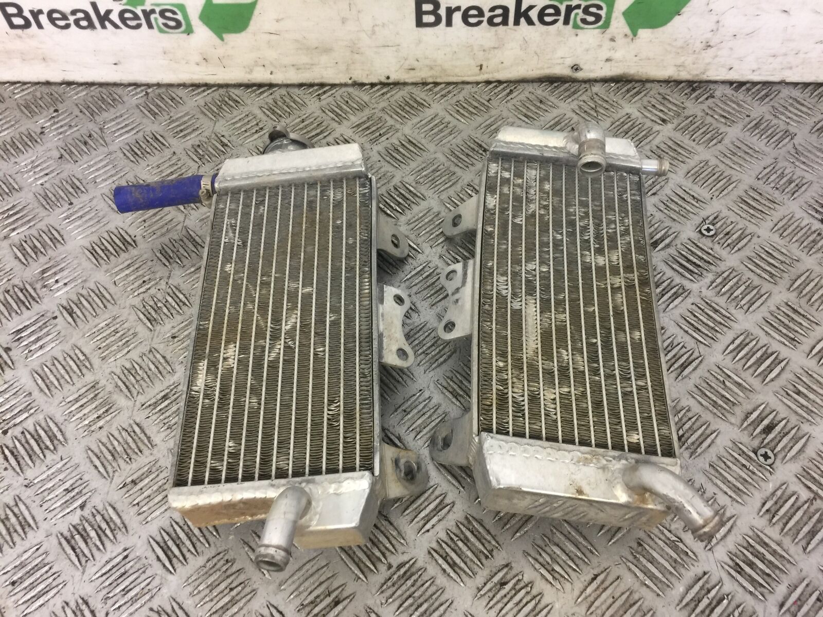 YAMAHA YZF450 YFZ 450 LEFT AND RIGHT RADIATORS  YEAR 2003-05 (STOCK 588)