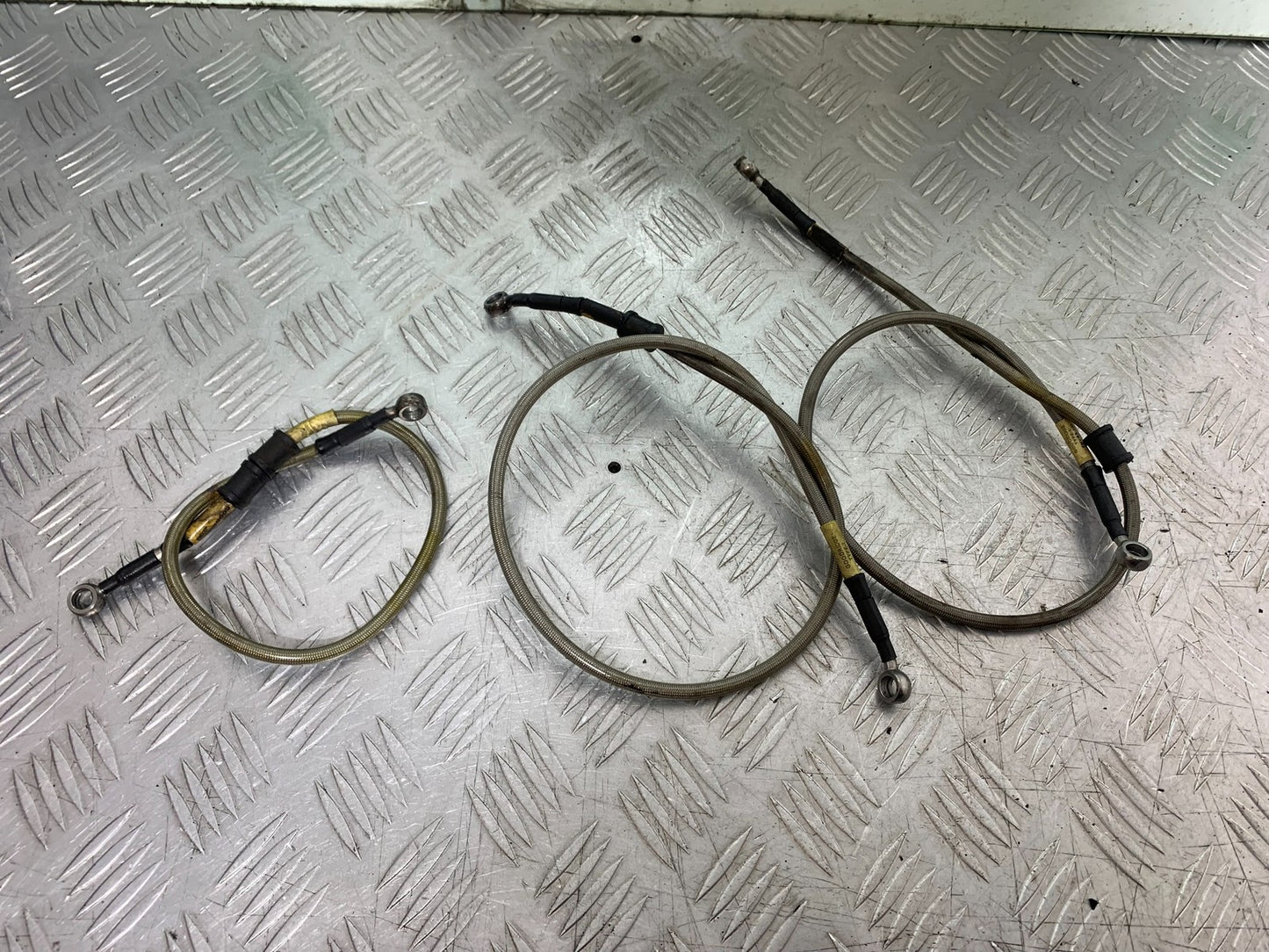 SUZUKI GSF600 GSF 600 BANDIT BRAIDED BRAKE LINES   2000-2004 (CMB1269)