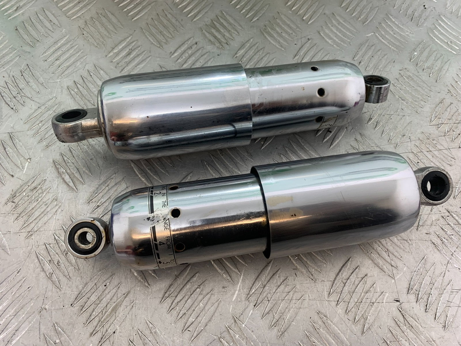 HONDA VT750 SHADOW REAR SHOCKS   YEAR 2003-2004 (CMB1265)