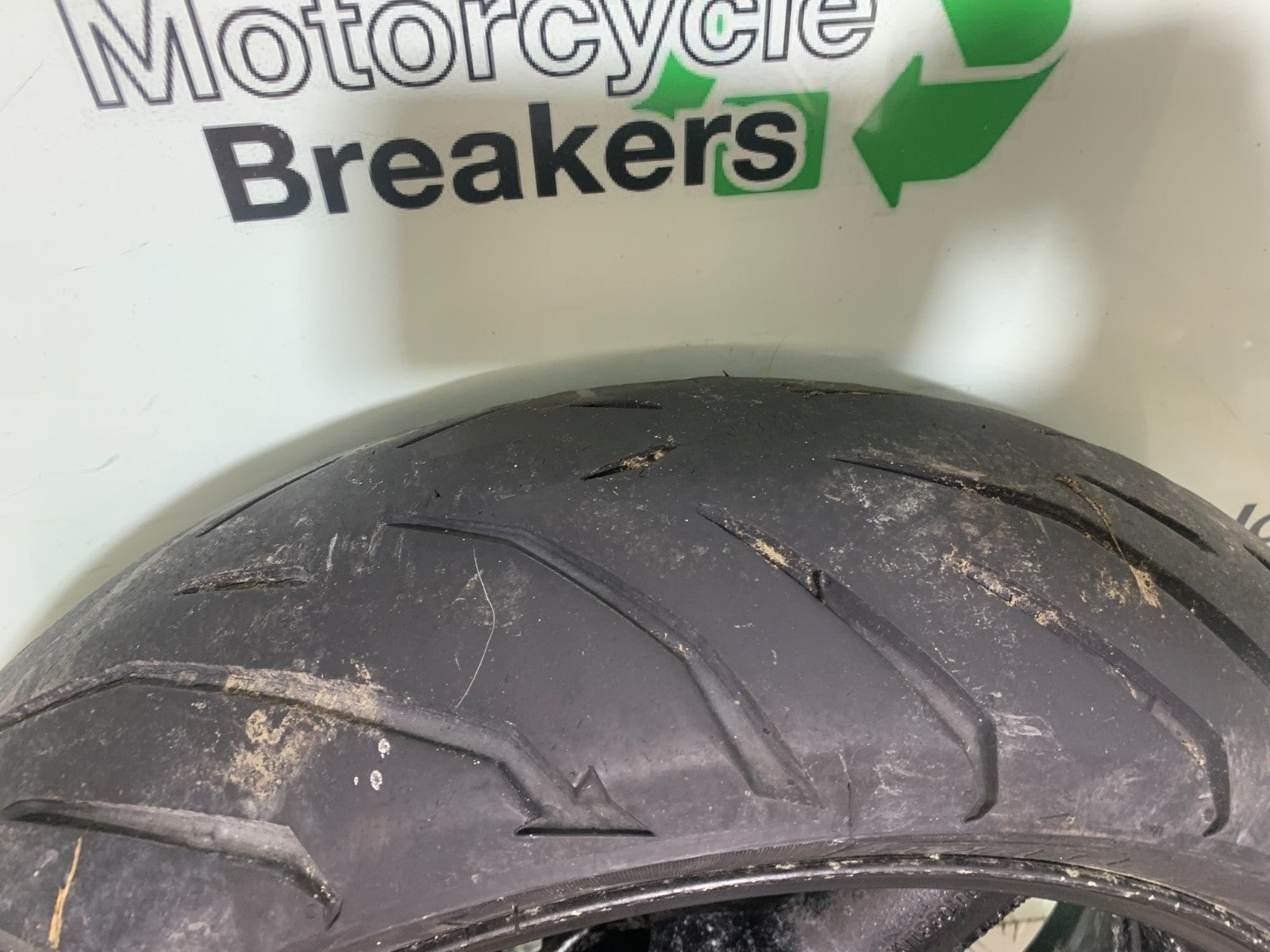 SUZUKI RF900 RF 900 REAR WHEEL  YEAR 1994-1999 CMB1326