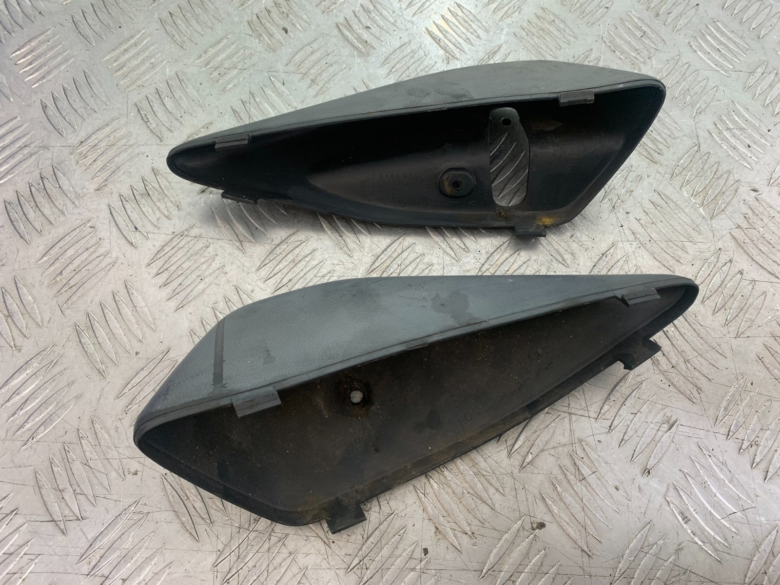 HONDA ST1100 PAN EUROPEAN LEFT & RIGHT SIDE PODS   1993-2001 (CMB1195)