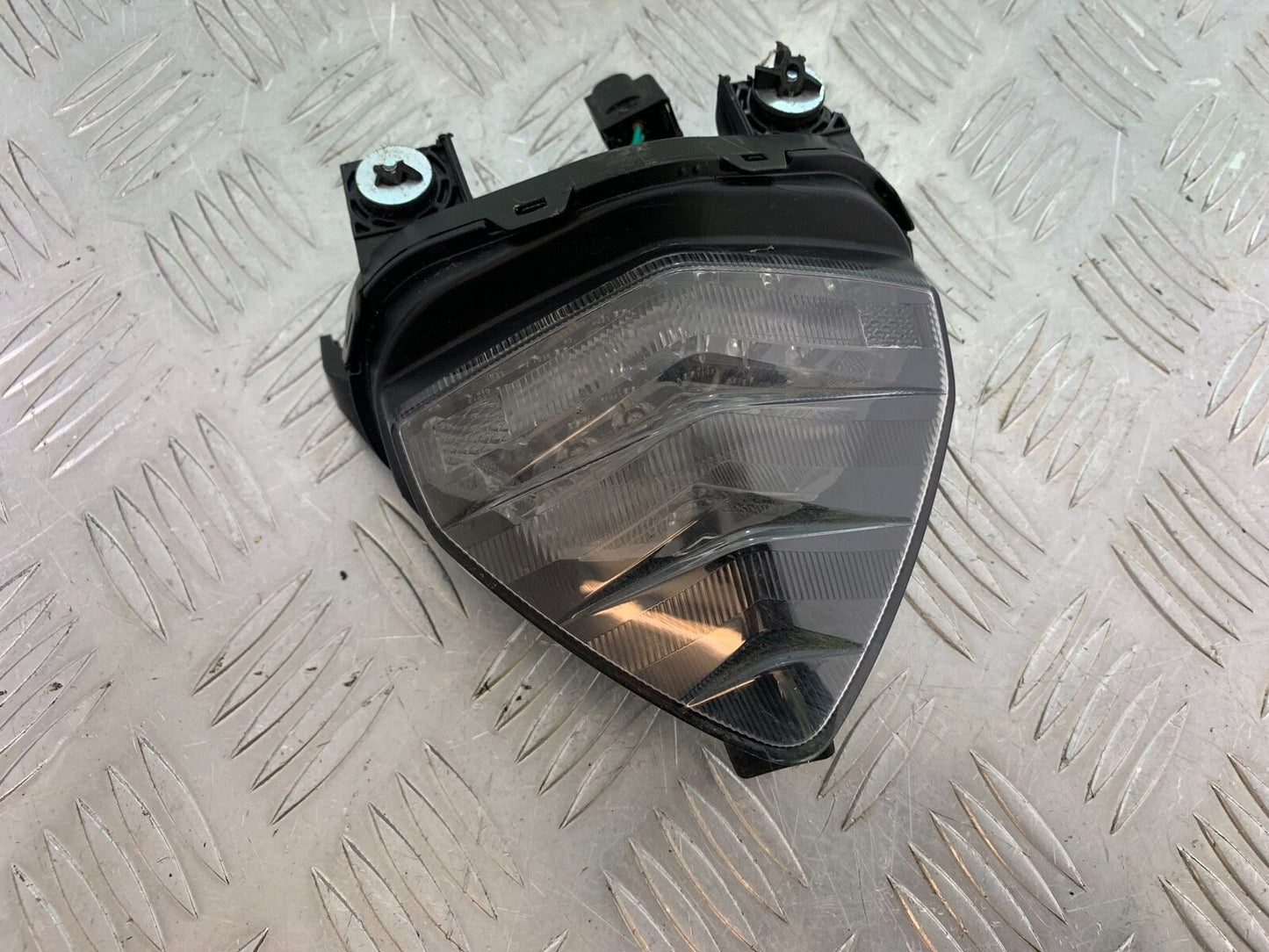 HONDA CBR500R CBR 500 R REAR LIGHT  YEAR 2012-16 (CMB1066)