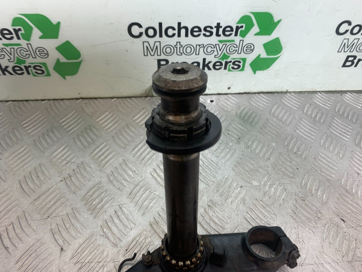 KAWASAKI Z750 Z 750 BOTTOM YOKE YEAR 2004-2006  (CMB1234)