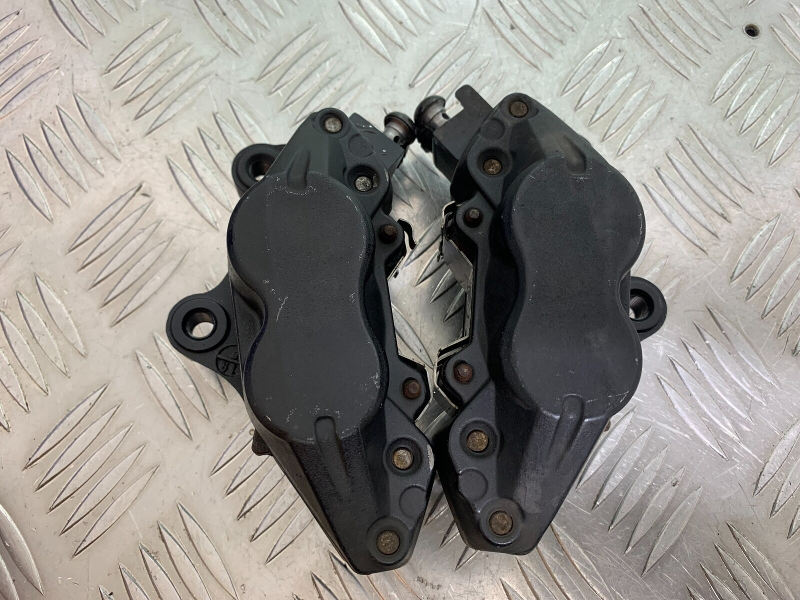 BMW F800 GT FRONT CALIPERS   YEAR 2013-2017 (CMB1031)