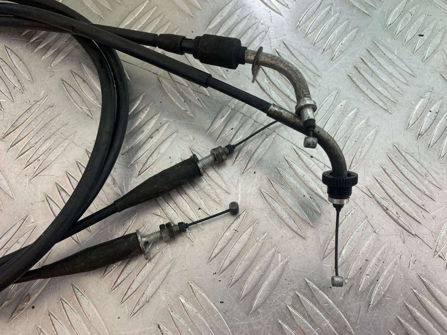 SUZUKI AN 200 UN 200 BURGMAN THROTTLE CABLES  YEAR 2007-09 (CMB1128)