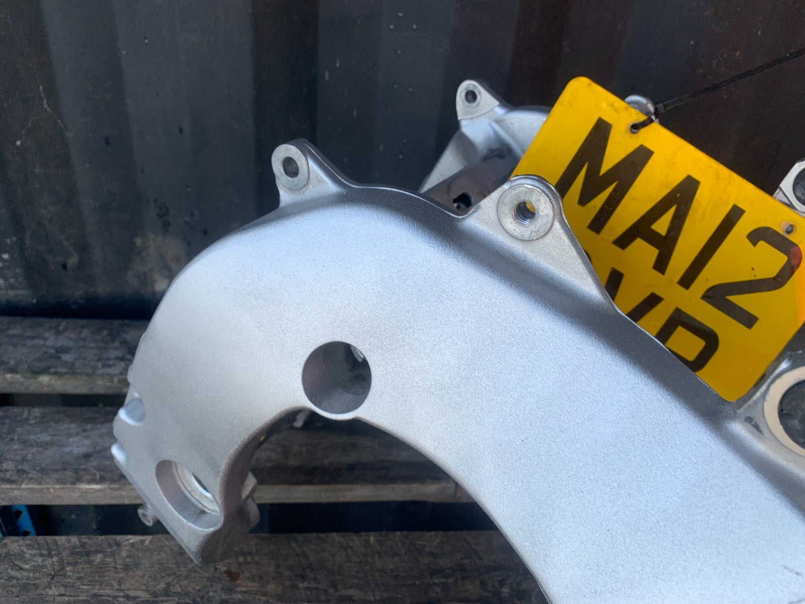 HONDA CBR1000 RR FRAME REG LOG BOOK YEAR 2008-2011  (CMB1330)