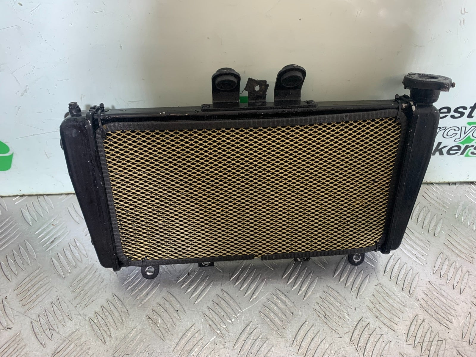 TRIUMPH 1050 SPEED TRIPLE RADIATOR YEAR 2005-2007 (CMB1322)