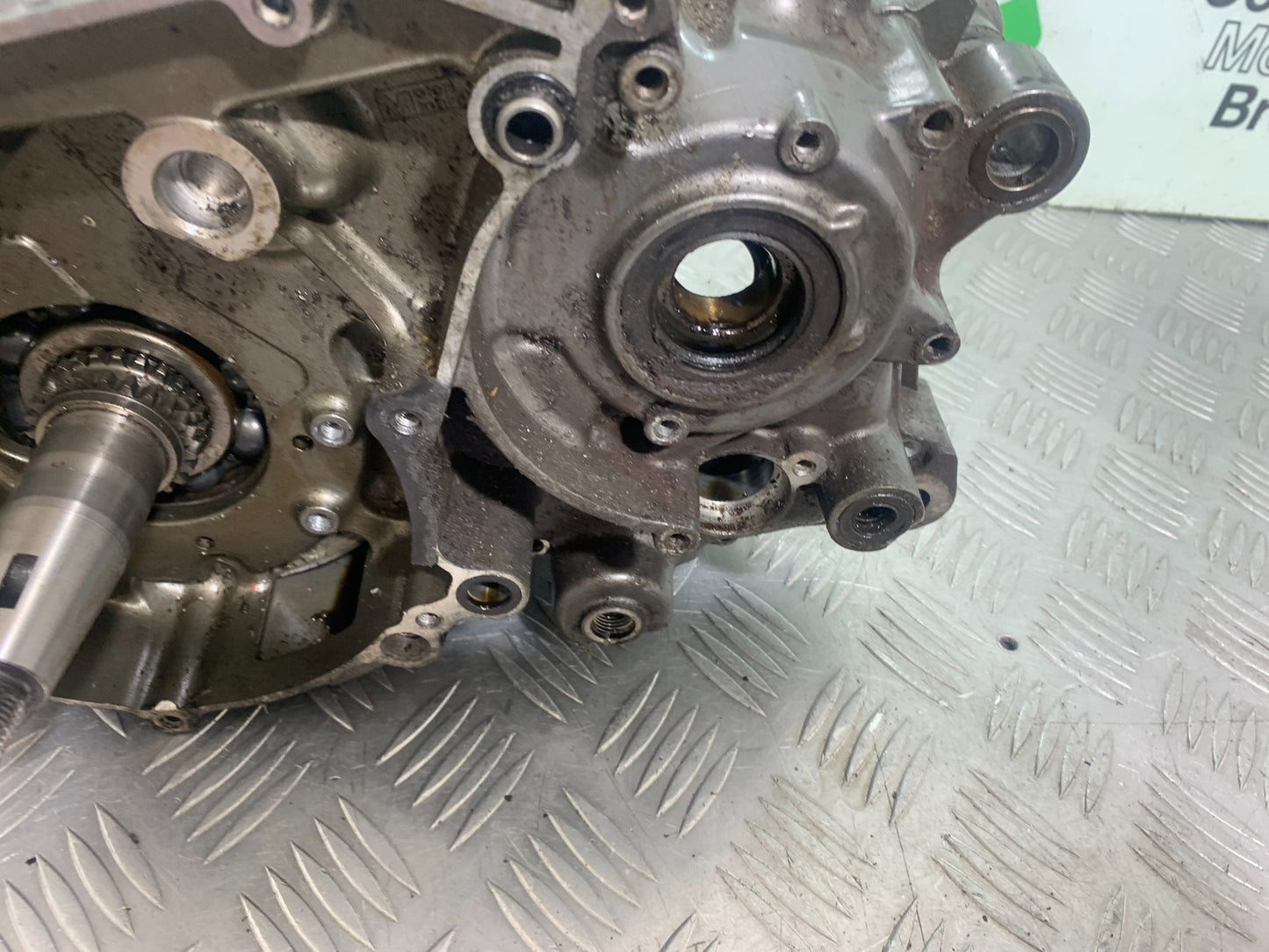 APRILIA 650 PAGASO STRADA CRANKSHAFT AND CASINGS  YEAR 2005-2010 (CMB1057)
