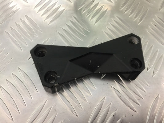 KAWASAKI Z1000 Z 1000 HANDLEBAR CLAMP YEAR 2007-2009  (STOCK 927)