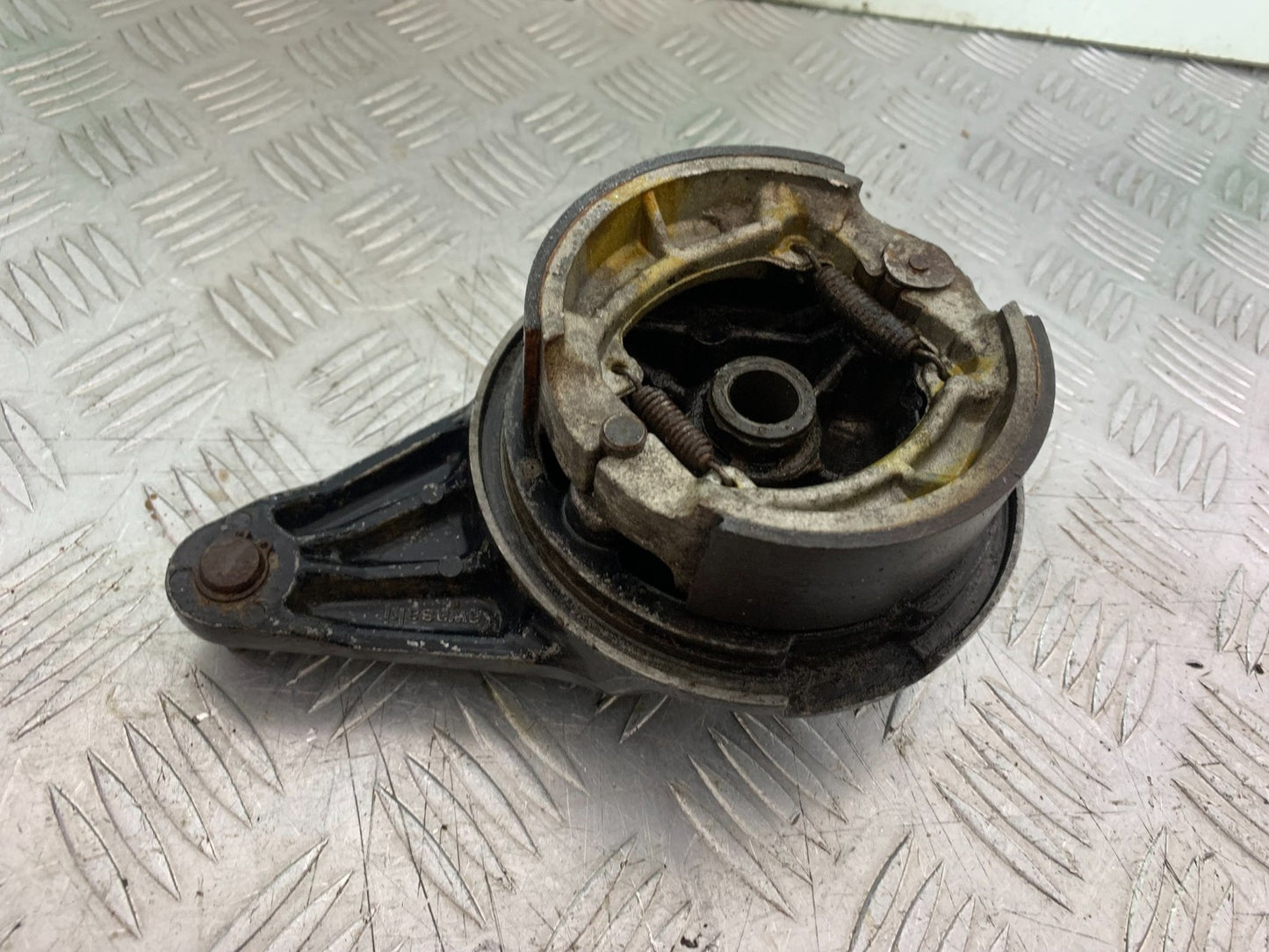 KAWASAKI KLR250 KLR 250 REAR BRAKE HUB YEAR 1984-2001 (CMB1225)