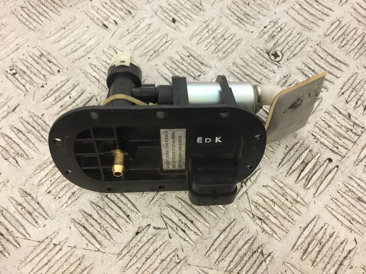 HYOSUNG GT250 PETROL PUMP  YEAR 2010 (STOCK 682)