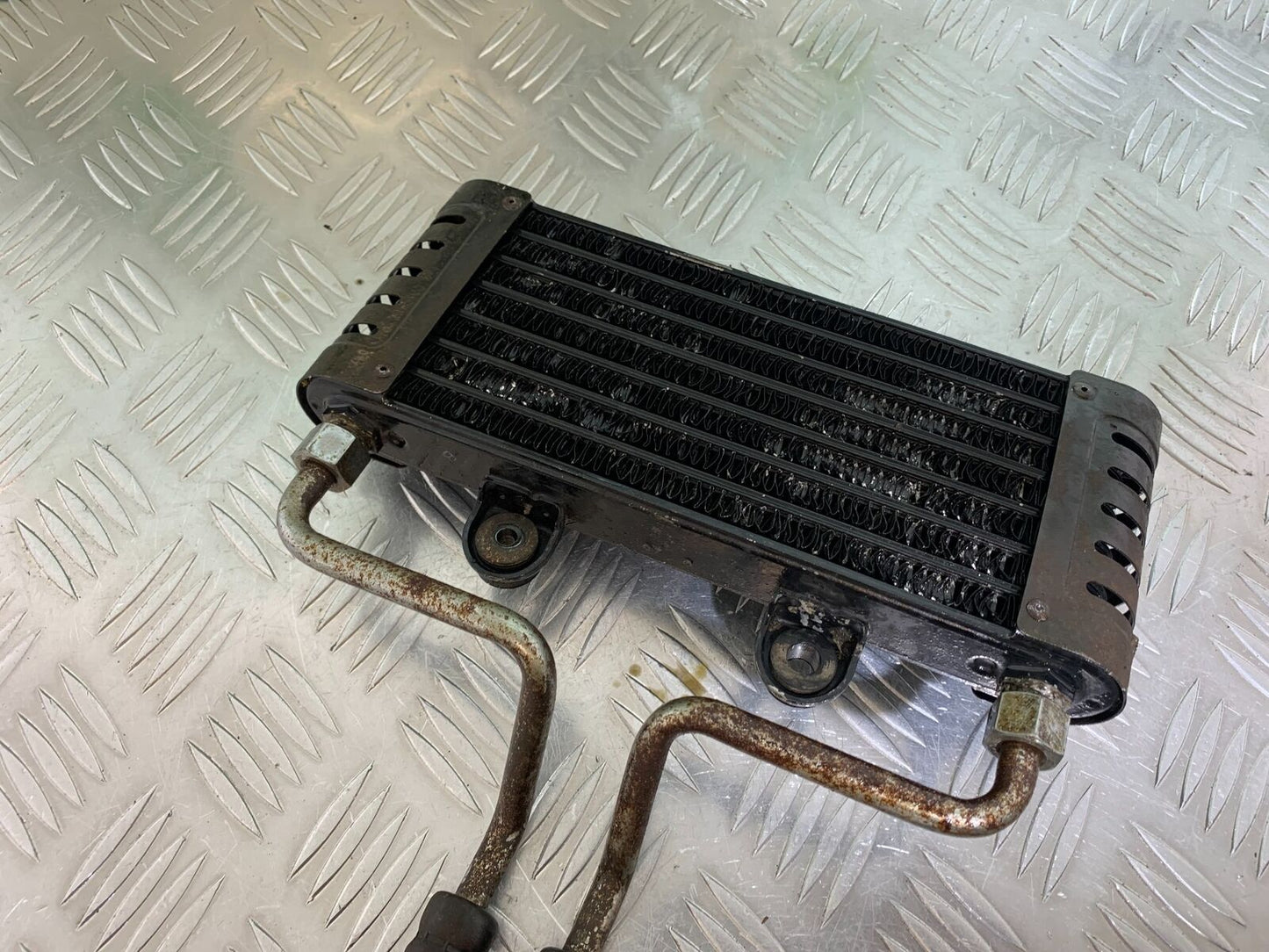 KAWASAKI ZR 750 ZEPHYR OIL COOLER AND LINES  YEAR 1991-95 (CMB1008)