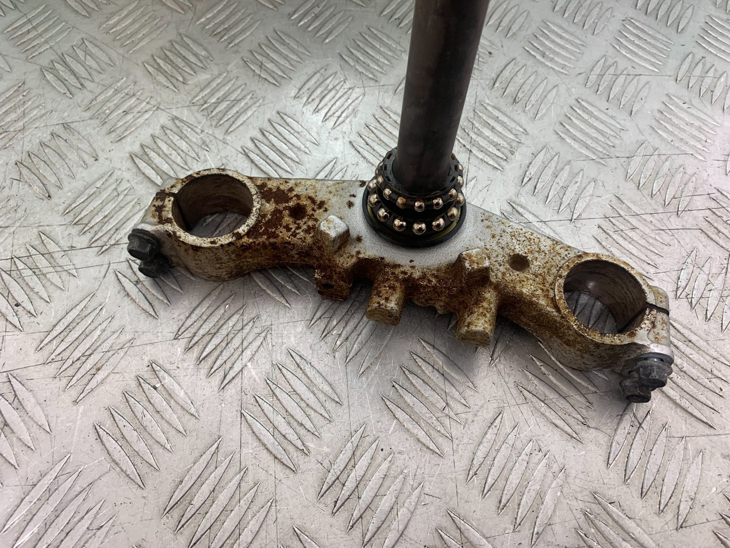 SUZUKI SV650 SV 650 mk1 BOTTOM YOKE  YEAR 1999-2002 (CMB1208)