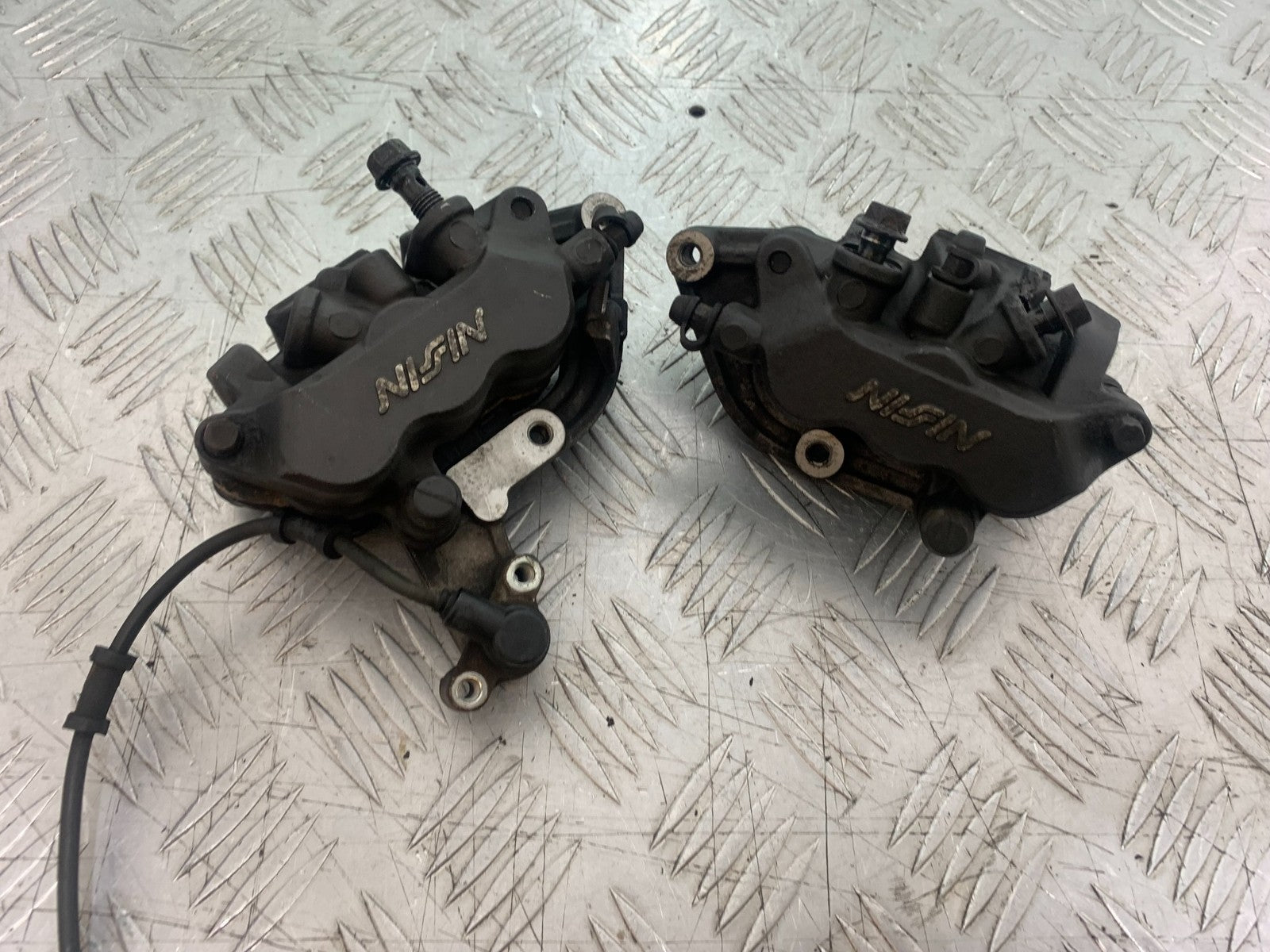 HONDA NT 700 V DEAUVILLE FRONT BRAKE CALIPERS   YEAR 2006-2011 (CMB1211)