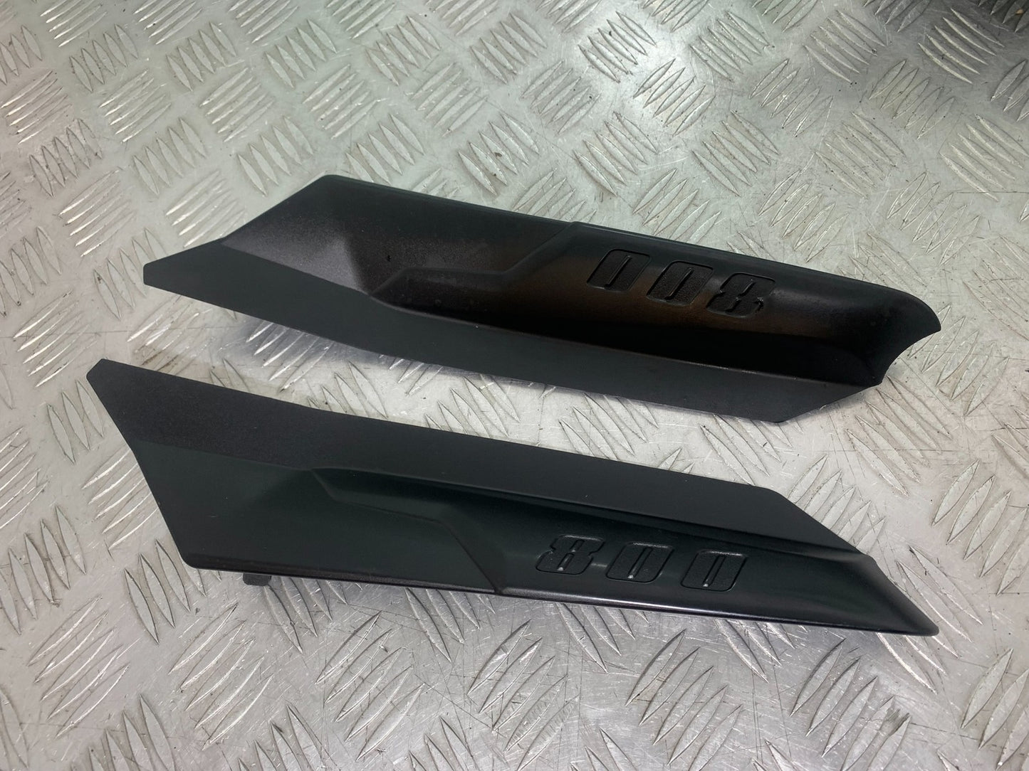 TRIUMPH TIGER 800 XRT LEFT AND RIGHT FRAME NFILLS   2018-2020 (CMB1193)