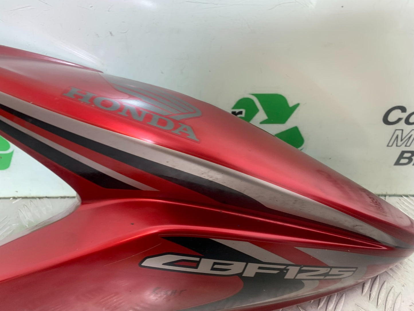 HONDA CBF125 CBF 125 RIGHT FAIRING PANEL YEAR 2009-14 (CMB1182)