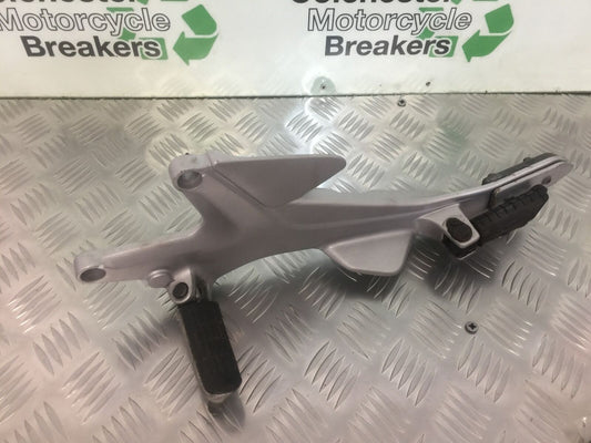 HONDA CBF500 CBF 500 LEFT HANGER AND PEGS  YEAR 2004-08 (STOCK 917)