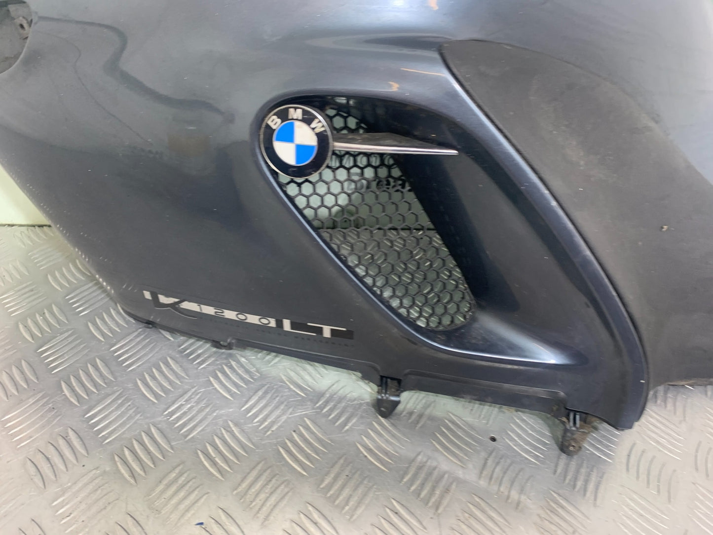 BMW K1200 K 1200 LT LEFT FAIRING PANEL  YEAR 1999-07 (CMB1138)
