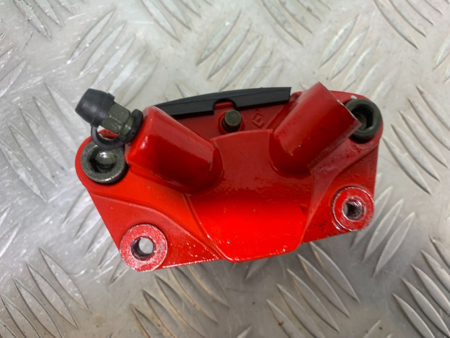NECO GPX125 REAR BRAKE CALIPER  YEAR 2016-2021(CMB1052)