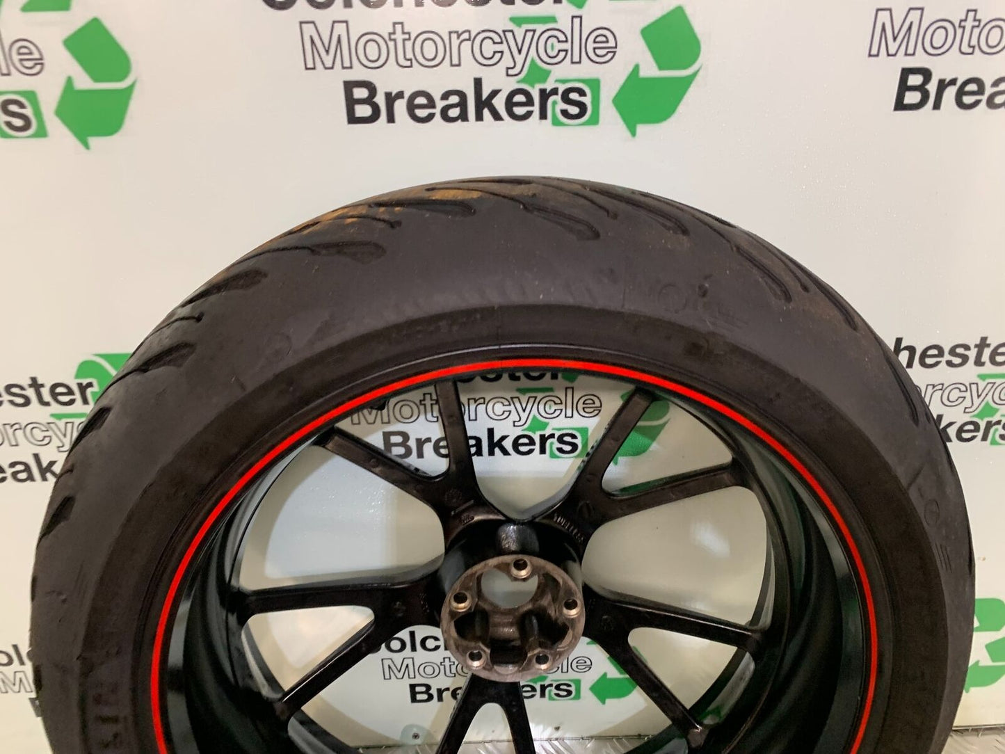 TRIUMPH SPEED TRIPLE R 1050 REAR WHEEL   YEAR 2014 (STOCK 934)